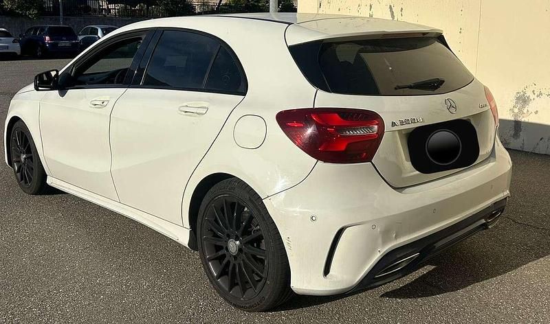Usata Mercedes A200 Premium 136 CV (100 kW) 2016 Bianco Berlina