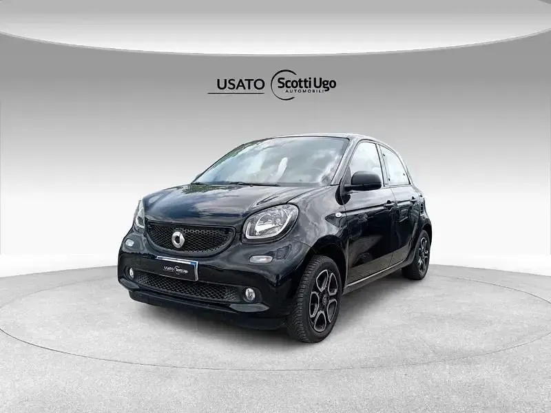 Begagnad Smart ForFour Passion 90 HK (66 kW) 2019 Halvkombi