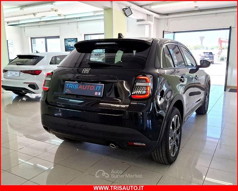 Usata Fiat 600 La Prima 110 CV (80 kW) 2024 Nero SUV