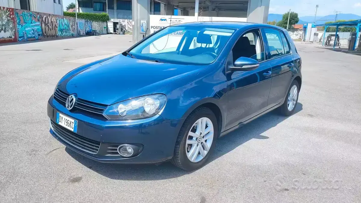 Usata VW Golf VI Highline 105 CV (77 kW) 2010 Blu Utilitaria