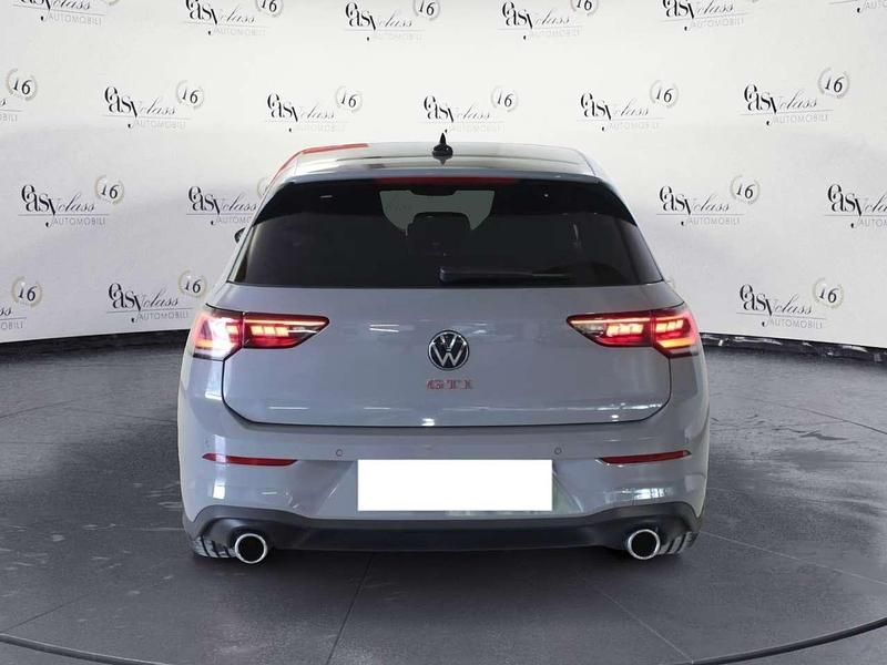 Usata VW Golf VIII Style 265 CV (194 kW) 2025 Grigio Utilitaria