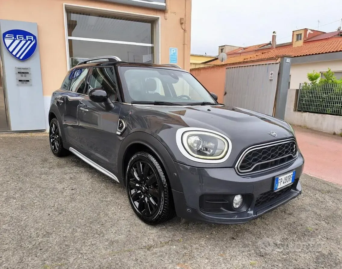 Usata Mini Cooper SD Countryman Business 190 CV (139 kW) 2018 Grigio SUV