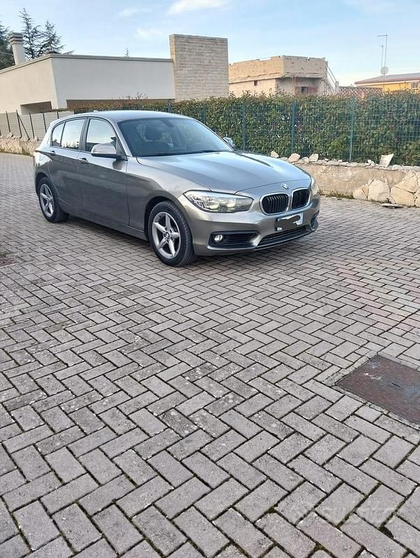 Usata BMW 118 115 CV (84 kW) 2016 Marrone Utilitaria