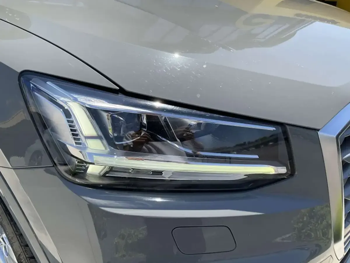 Usata Audi Q2 Business 116 CV (85 kW) 2020 Quantum grey SUV