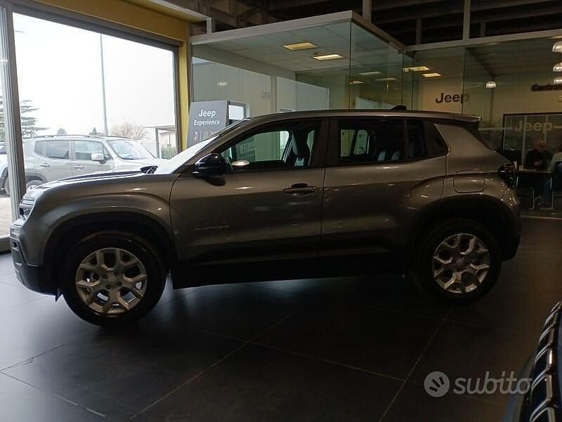 Nuova Jeep Avenger Altitude 2025 Grigio SUV
