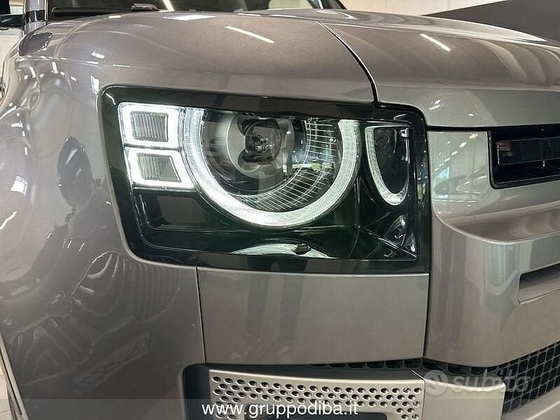 Gebraucht Land Rover Defender SE 200 PS (147 kW) 2022 Grau SUV