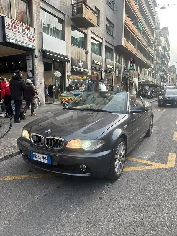 Usata BMW 318 Cabriolet Comfort Edition 150 CV (110 kW) 2006 Grigio Cabrio