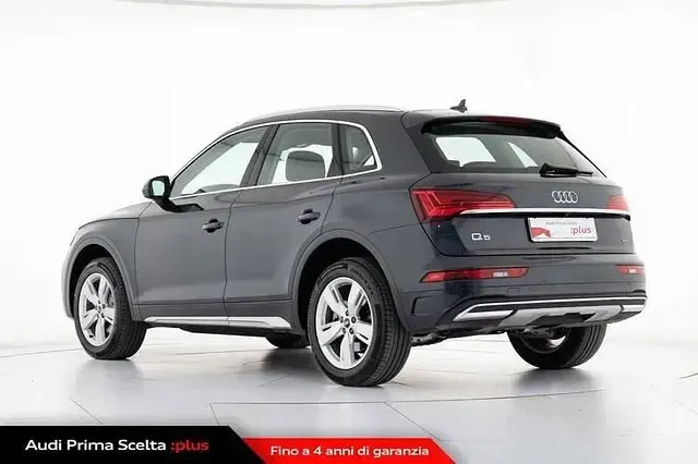 Usata Audi Q5 Advanced Plus 204 CV (150 kW) 2023 Grigio manhattan metallizzato SUV