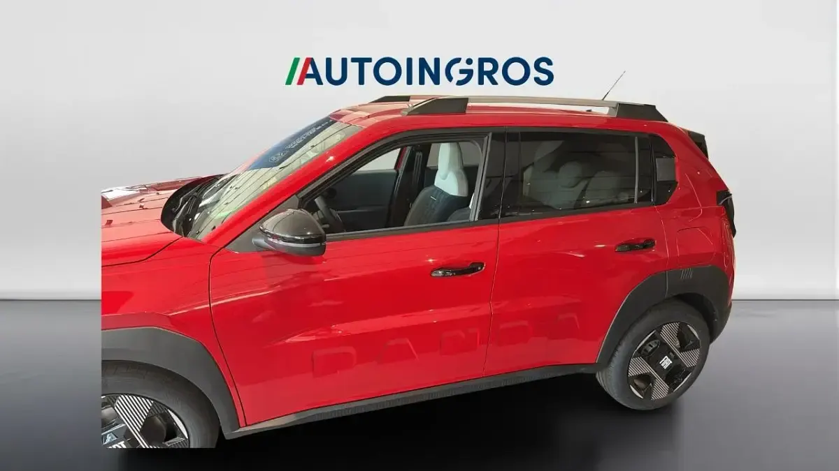 Nuova Fiat Grande Panda La Prima 101 CV (74 kW) 2025 Rosso Utilitaria