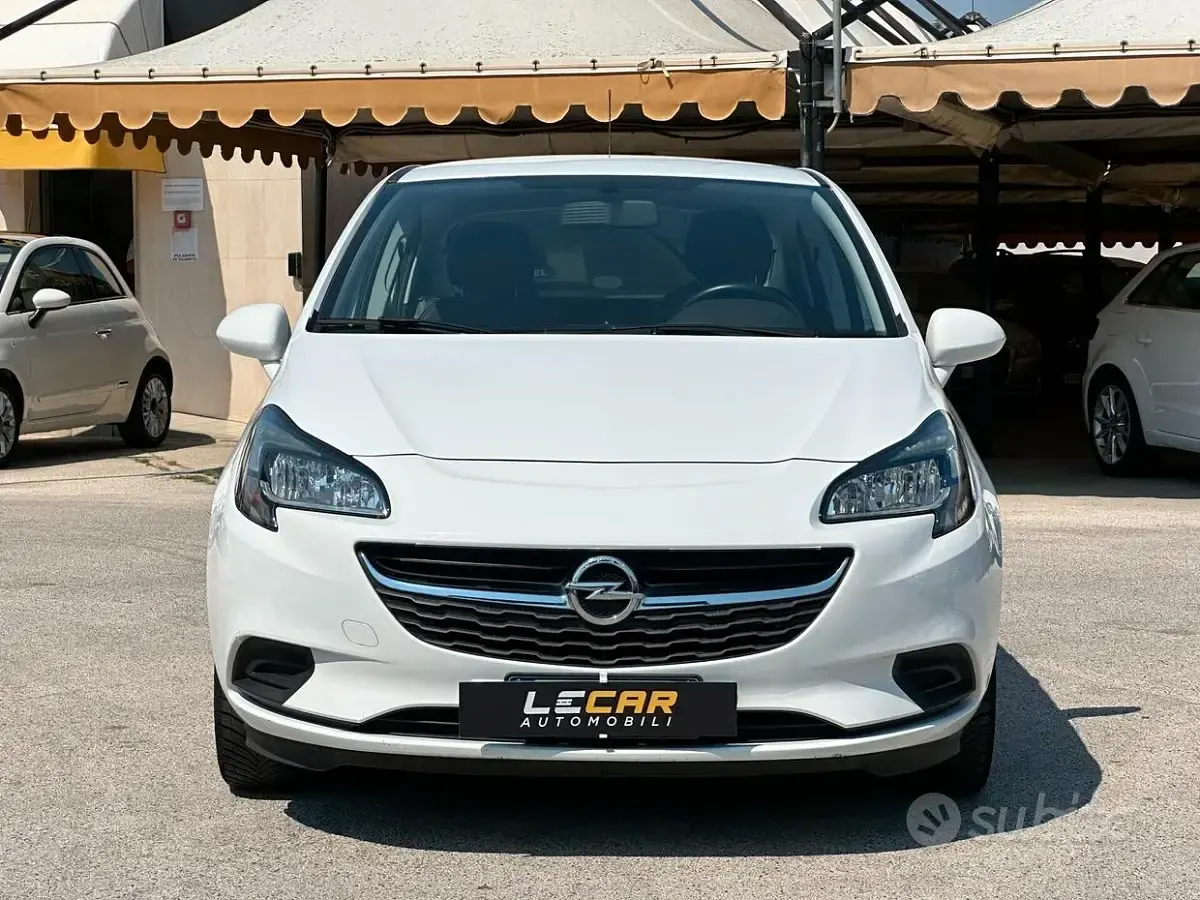 Usata Opel Corsa Cosmo 90 CV (66 kW) 2016 Bianco Utilitaria