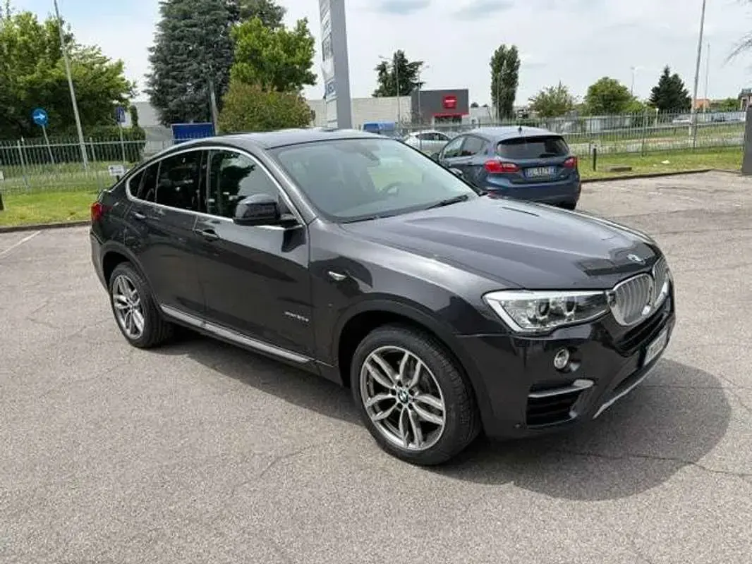 Usata BMW X4 190 CV (139 kW) 2017 Grigio SUV