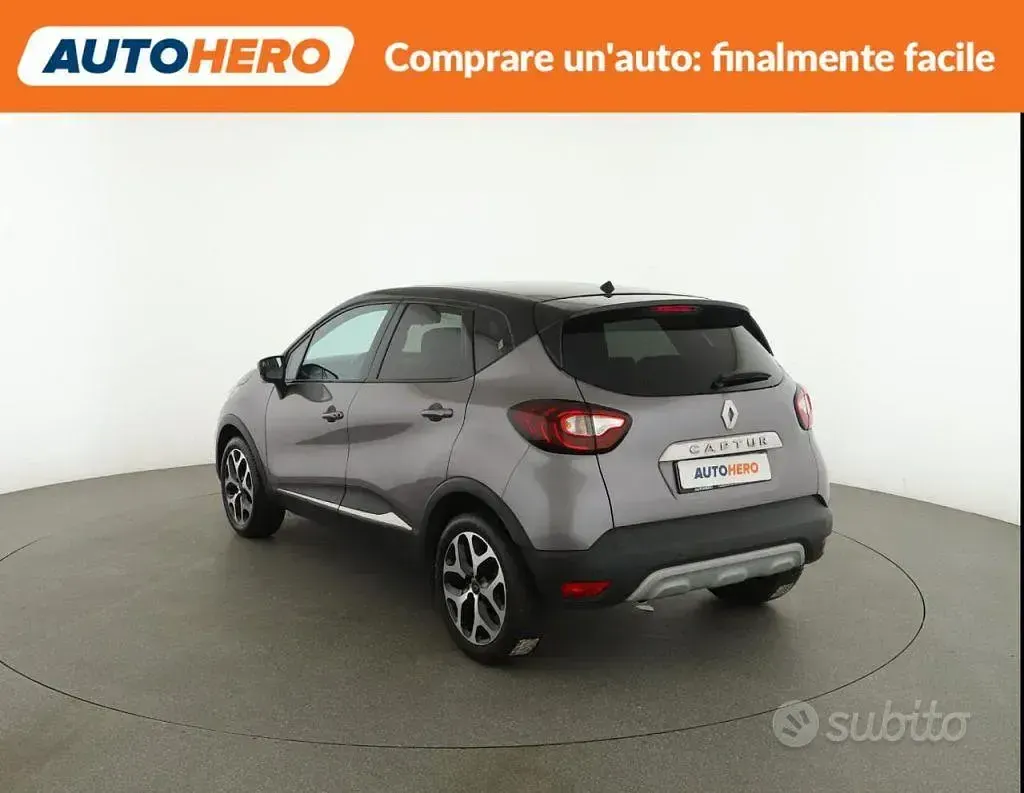 Usata Renault Captur 90 CV (66 kW) 2019 Grigio SUV