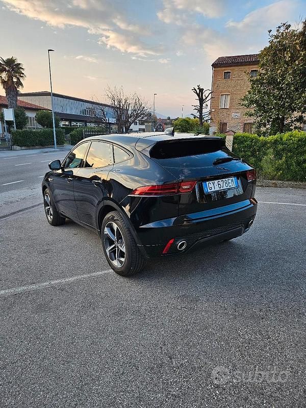 Usata Jaguar E-Pace R-Dynamic 200 CV (147 kW) 2019 Nero SUV