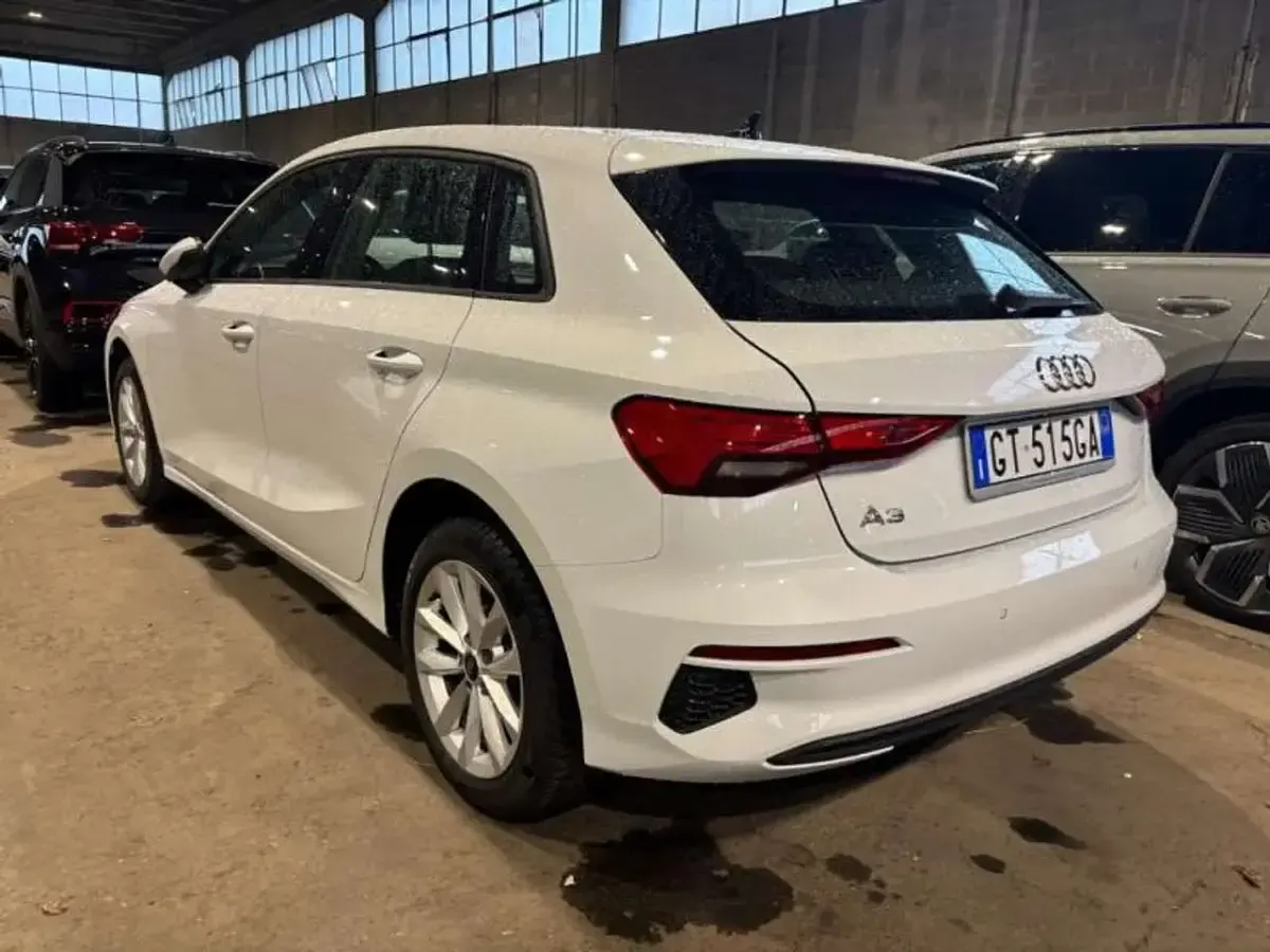 Usata Audi A3 150 CV (110 kW) 2024 Bianco Berlina