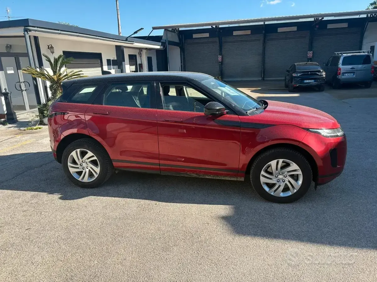 Usata Land Rover Range Rover 150 CV (110 kW) 2019 Rosso SUV