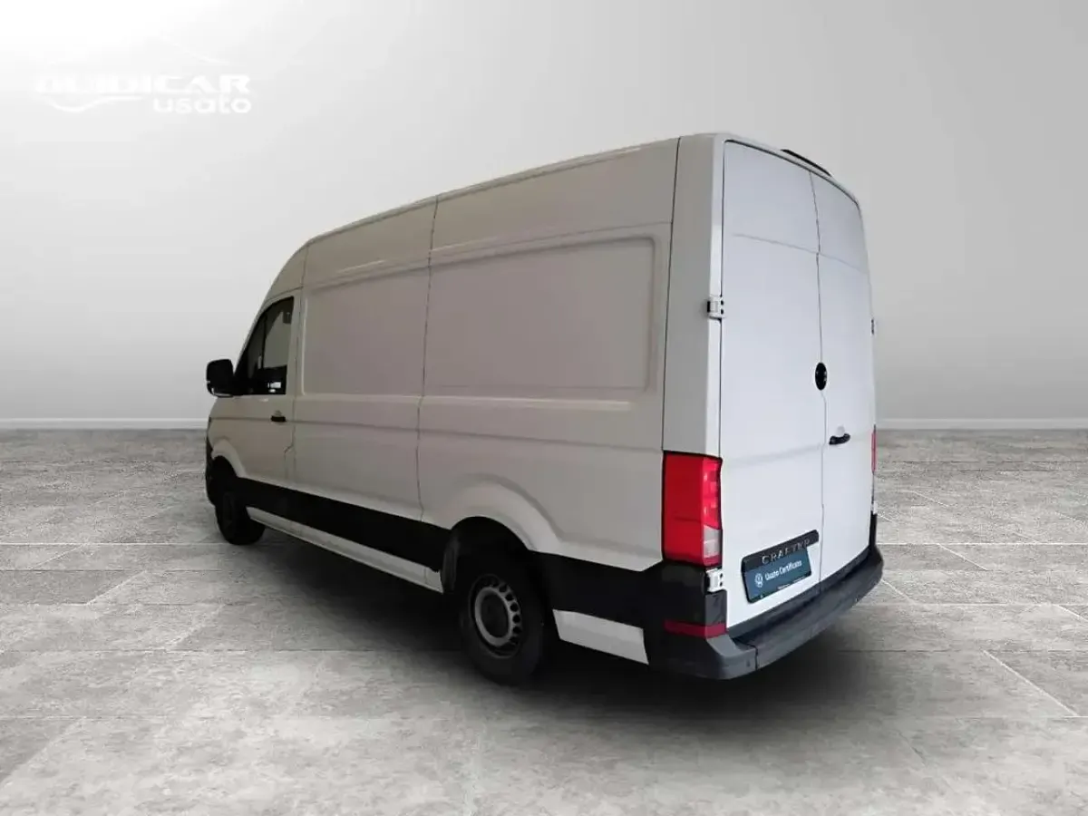 Usata VW Crafter Business 140 CV (102 kW) 2024 Bianco Furgone