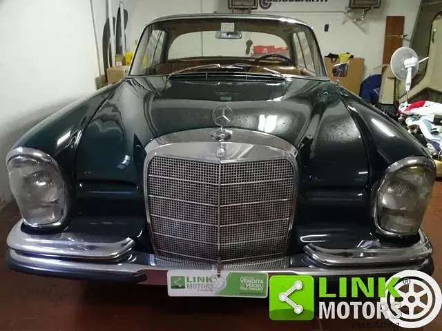 Usata Mercedes 220 SE 120 CV (88 kW) 1962 Verde Coupé