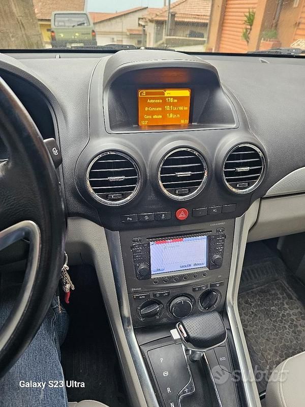 Usata Opel Antara Cosmo 184 CV (135 kW) 2012 Grigio SUV