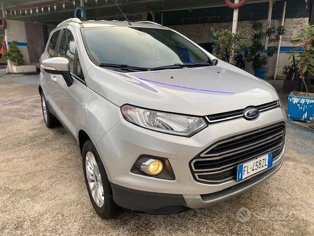 Usata Ford Ecosport Titanium 95 CV (69 kW) 2017 Grigio SUV