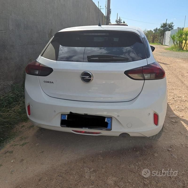 Usata Opel Corsa 69 CV (50 kW) 2021 Bianco Berlina