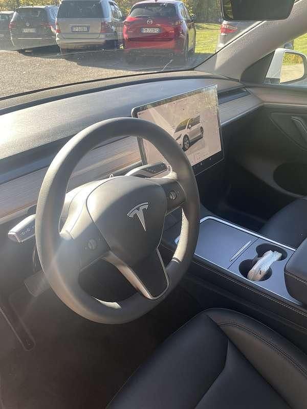 Usata Tesla Model Y RWD 88 kW (120 CV) 2024 SUV