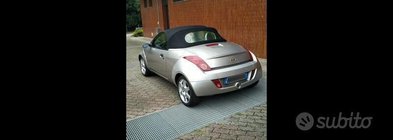 Usata Ford StreetKa 95 CV (69 kW) 2004 Grigio Cabrio
