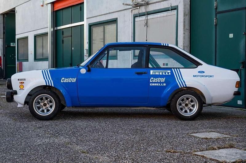 Usata Ford Escort RS 175 CV (128 kW) 1978 Blu/azzurro Berlina