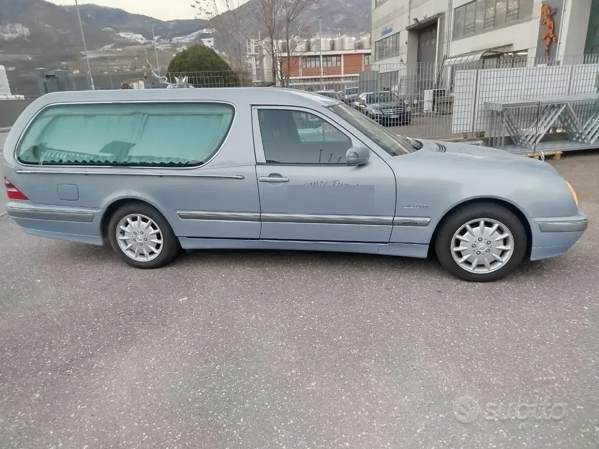 Usata Mercedes E270 Avantgarde 170 CV (125 kW) 2000 Station wagon