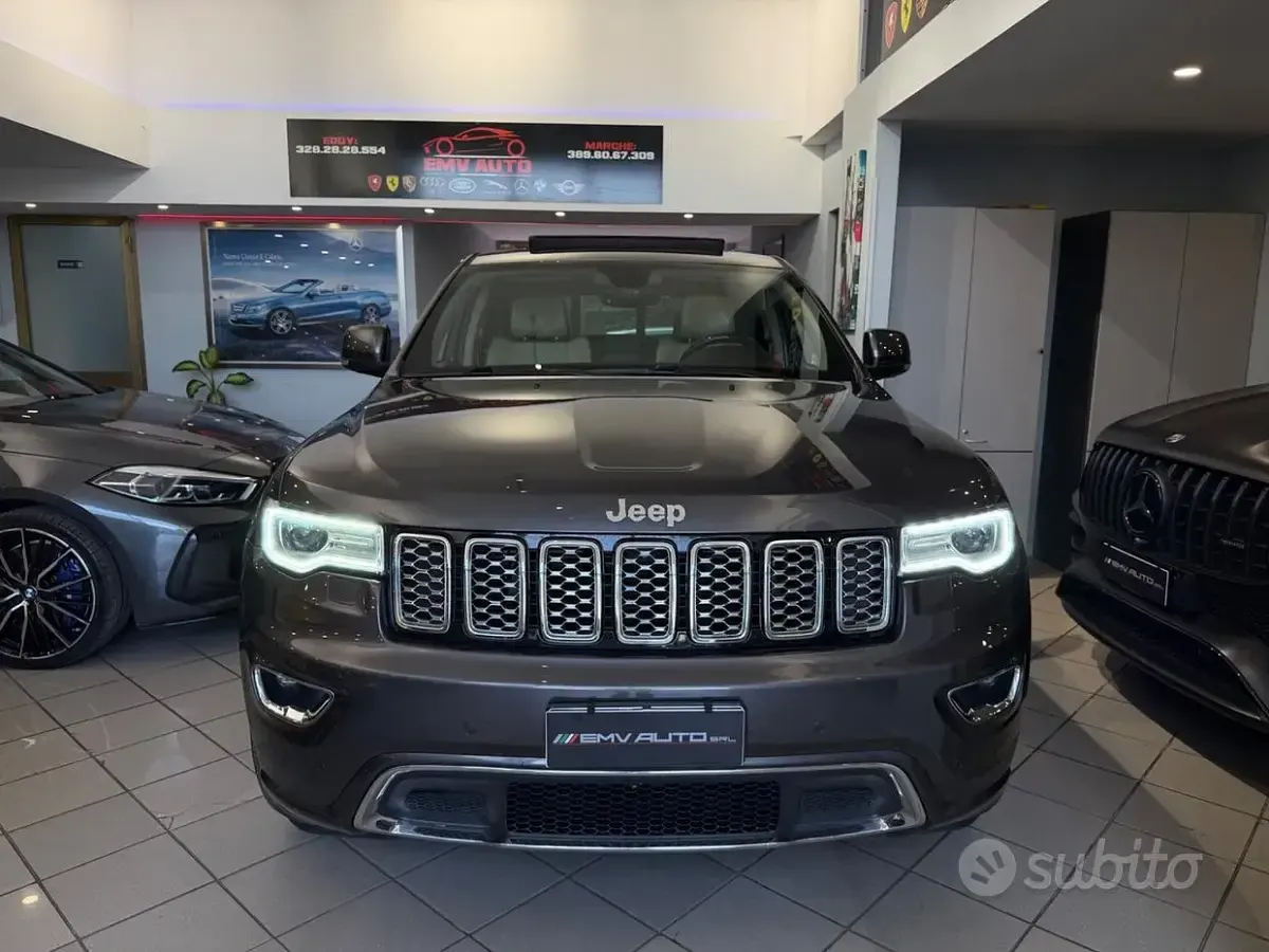 Usata Jeep Grand Cherokee Limited 250 CV (183 kW) 2017 Grigio SUV