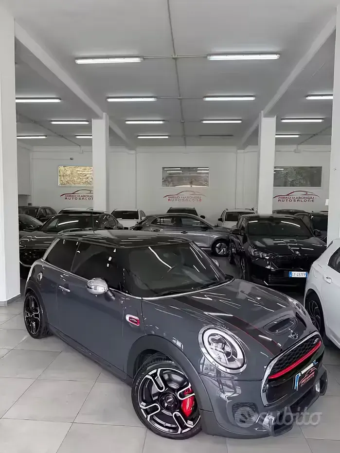 Usata Mini John Cooper Works 231 CV (169 kW) 2018 Grigio Utilitaria