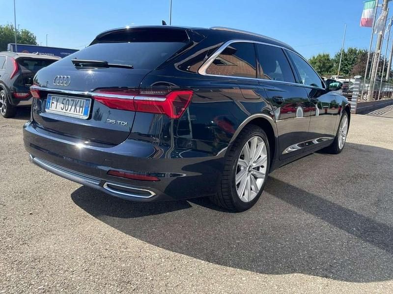 Begagnad Audi A6 Business 163 HK (119 kW) 2019 Blå Kombi