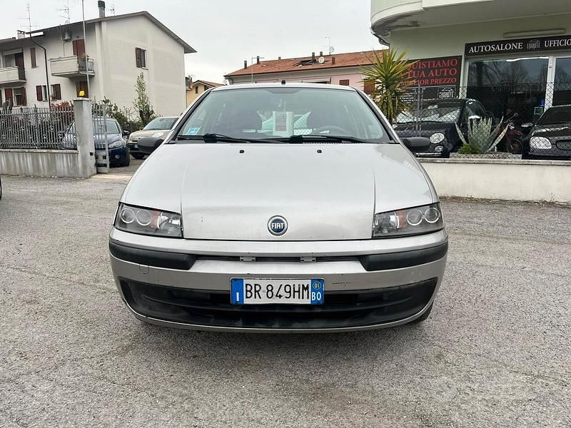 Usata Fiat Punto 59 CV (43 kW) 2001 Grigio Utilitaria