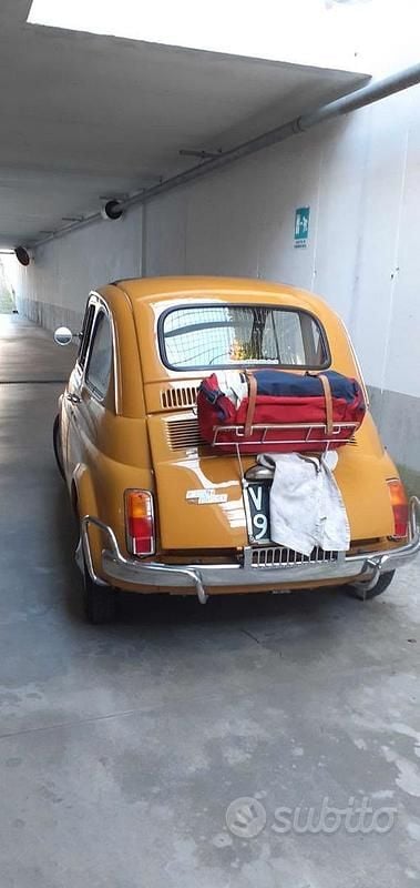 Giallo Usata 1970 Fiat 500L Monovolume | 5990 € - Immagine 1/4