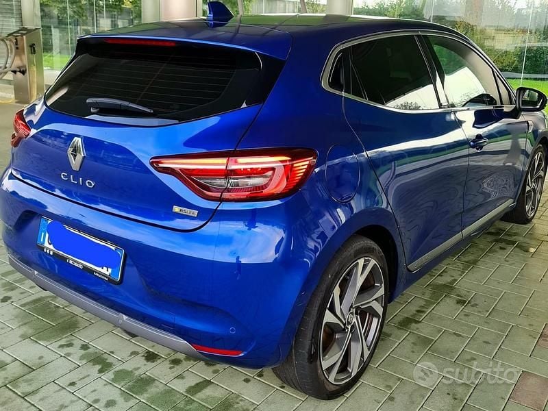Usata Renault Clio 78 CV (57 kW) 2020 Blu Coupé