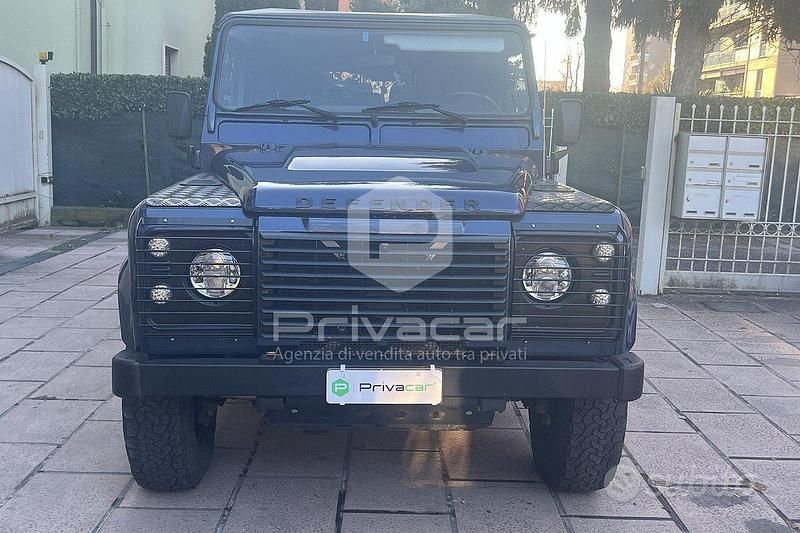 Usata Land Rover Defender 122 CV (89 kW) 2008 Blu Station wagon