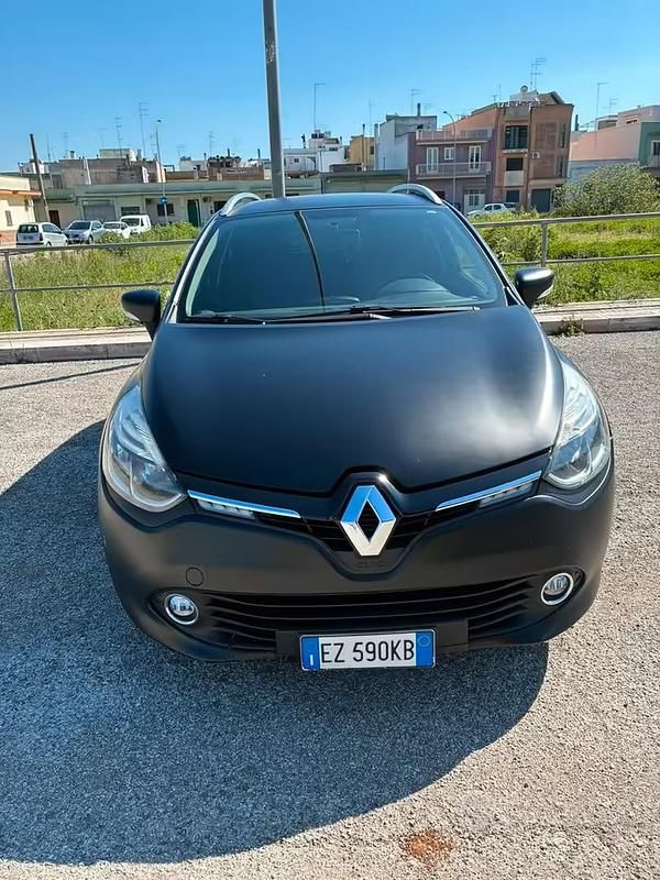 Usata Renault Clio GrandTour 90 CV (66 kW) 2015 Nero Station wagon