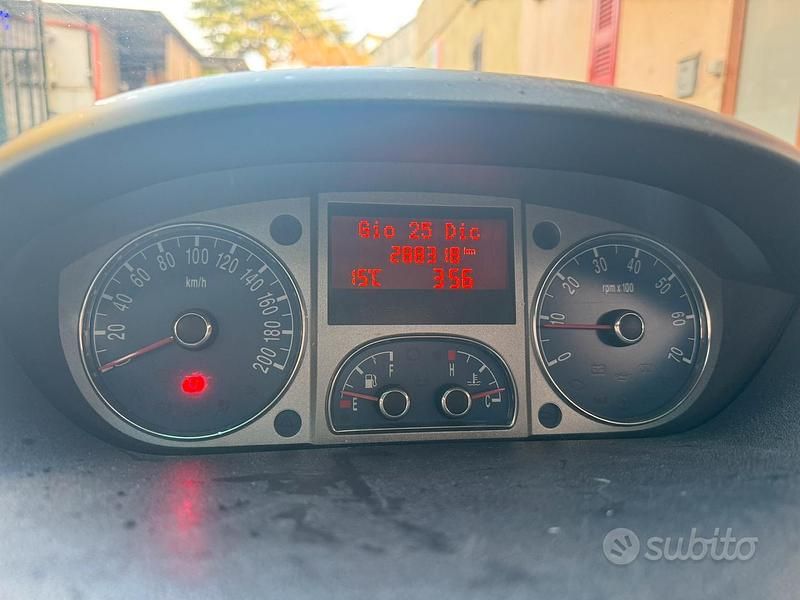 Usata Lancia Musa 69 CV (50 kW) 2008 Nero Monovolume