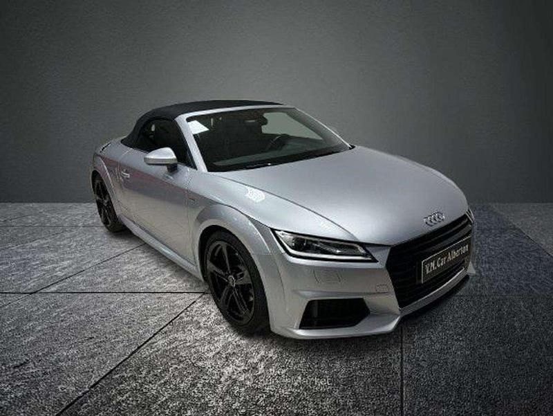 Usata Audi TT Roadster S-line plus 184 CV (135 kW) 2016 Argento Cabrio
