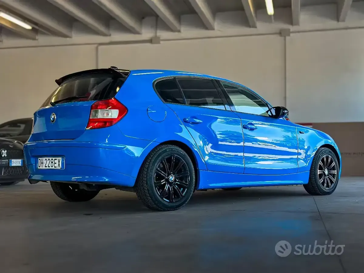 Usata BMW 120 177 CV (130 kW) 2007 Bluazzurro Utilitaria
