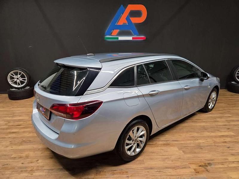 Usata Opel Astra Business 110 CV (80 kW) 2019 Argento Berlina