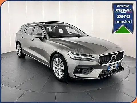 Usata Volvo V60 Business Edition 163 CV (119 kW) 2021 Station wagon