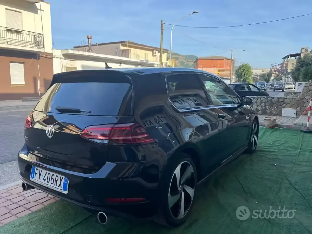 Usata VW Golf VII GTI 245 CV (180 kW) 2019 Nero Berlina
