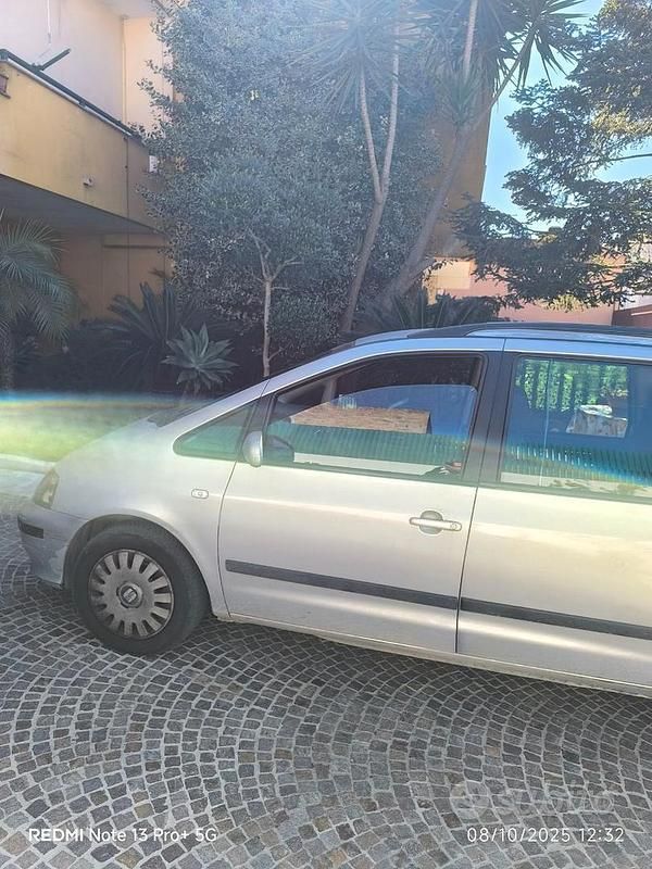 Usata Seat Alhambra 115 CV (84 kW) 2002 Grigio Monovolume