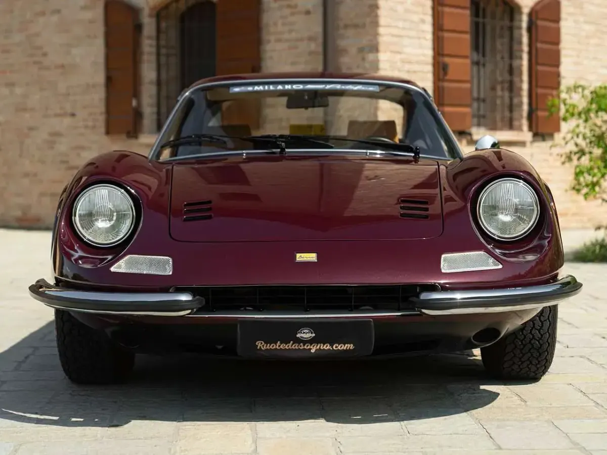 Usata Ferrari Dino 246 194 CV (142 kW) 1972 Rosso Coupé