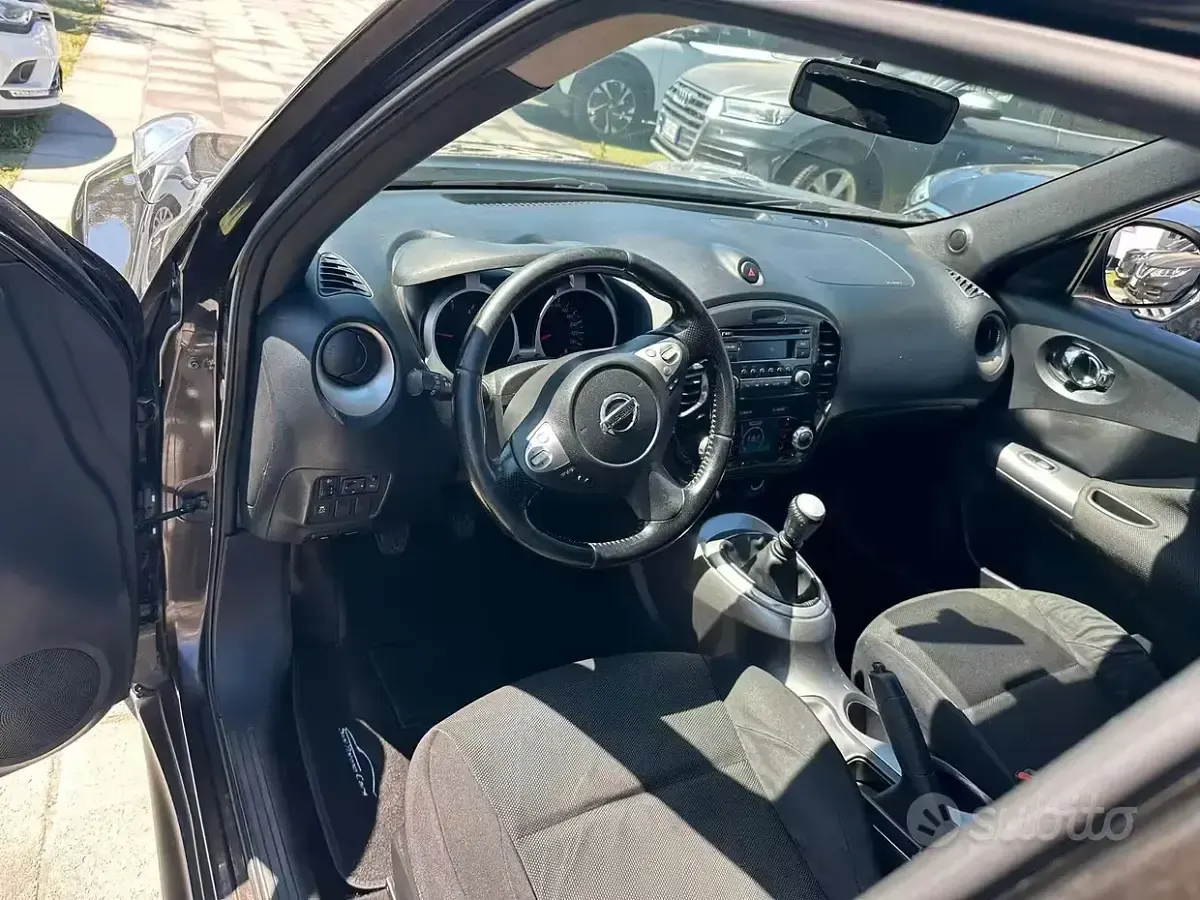 Usata Nissan Juke Tekna 110 CV (80 kW) 2011 Nero SUV