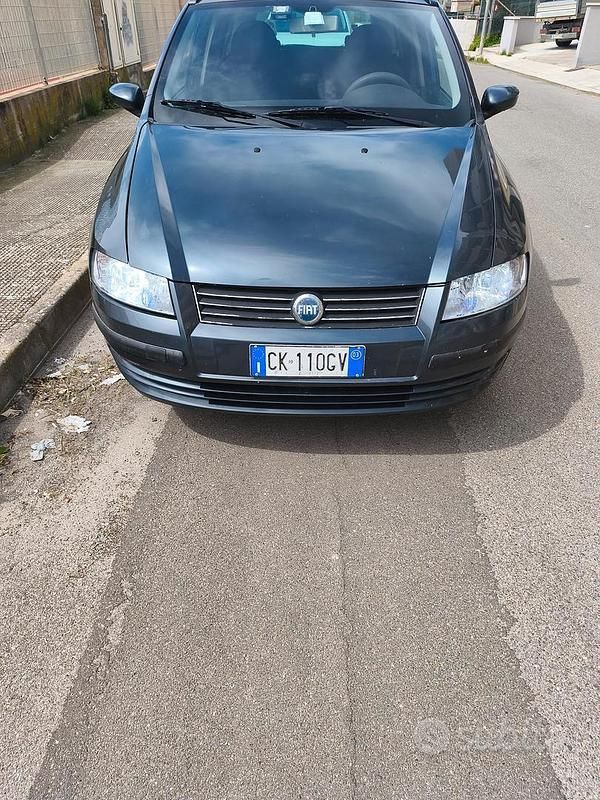 Usata Fiat Stilo Dynamic 116 CV (85 kW) 2003 Grigio Station wagon