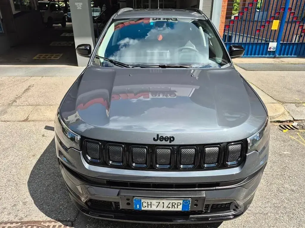 Usata Jeep Compass Night Eagle 131 CV (96 kW) 2022 Grigio SUV