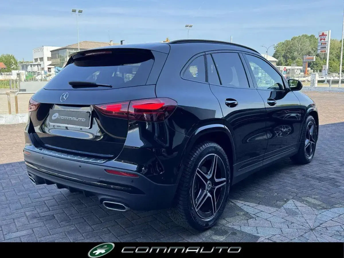 Usata Mercedes GLA200 Advanced Plus 150 CV (110 kW) 2025 Nero SUV