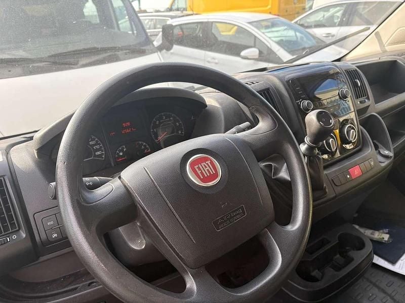 Usata Fiat Ducato 33 120 CV (88 kW) 2021 Giallo Furgone