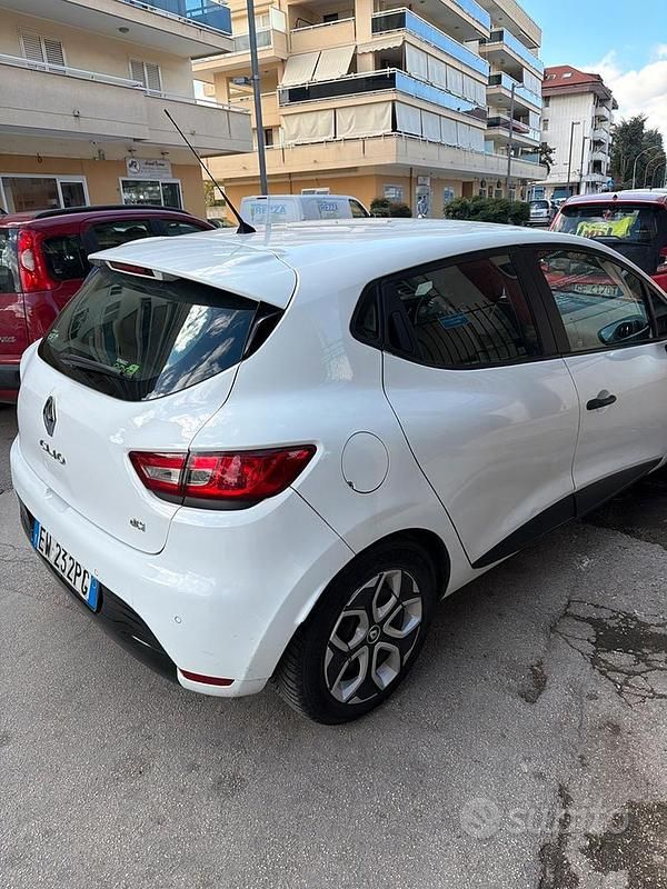 Usata Renault Clio IV 90 CV (66 kW) 2014 Bianco Berlina